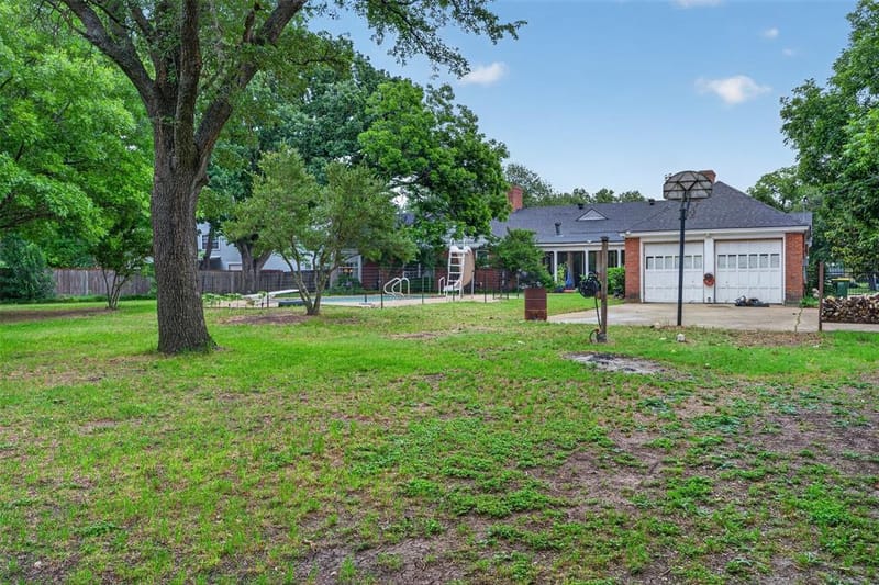 437 Craig Street, Hillsboro TX 76645 - Photo 27