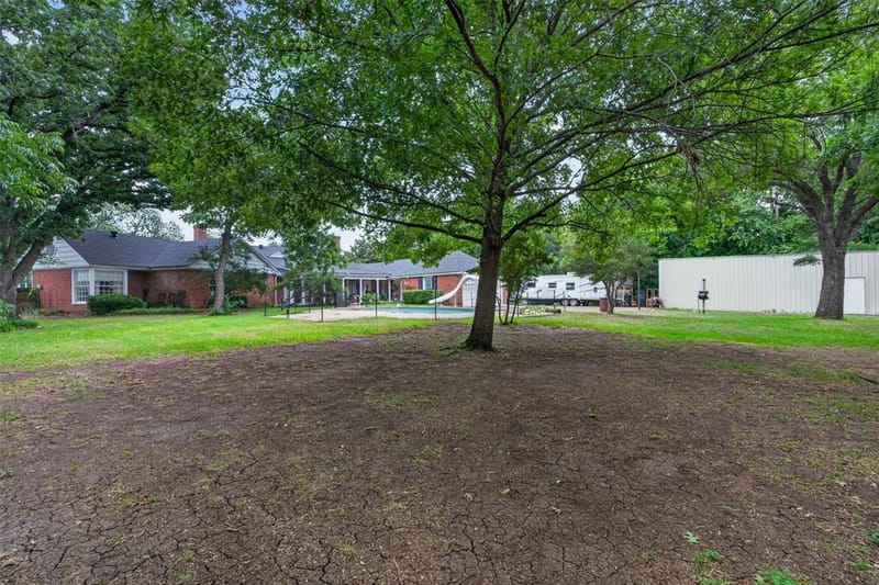 437 Craig Street, Hillsboro TX 76645 - Photo 30
