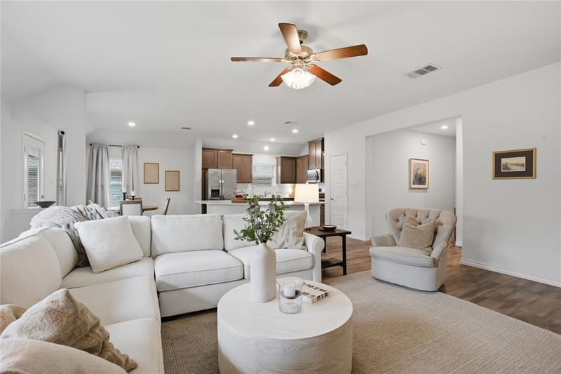 1121 Bluebird Way, Celina TX 75009 - Photo 5