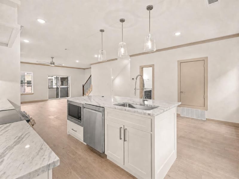 304 Golden Bell Lane, Fort Worth TX 76107 - Photo 16