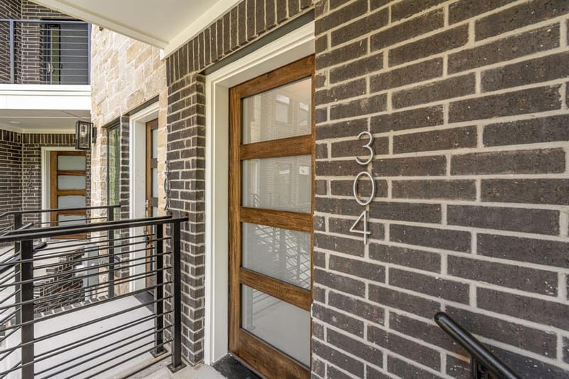 304 Golden Bell Lane, Fort Worth TX 76107 - Photo 3