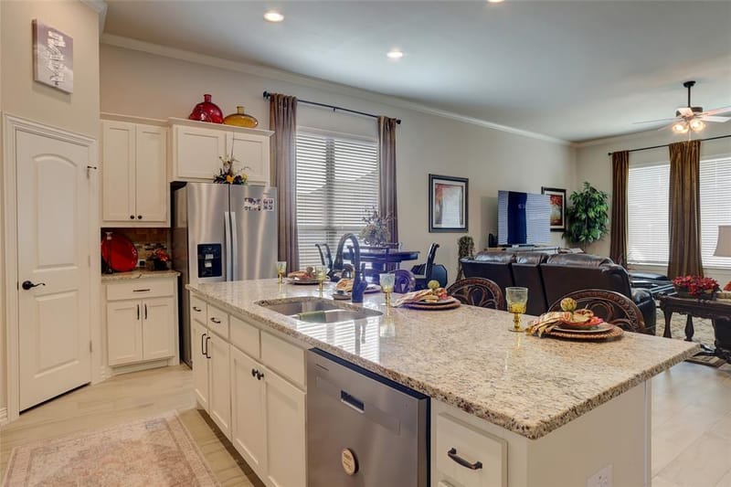 207 Michael Drive, Princeton TX 75407 - Photo 9