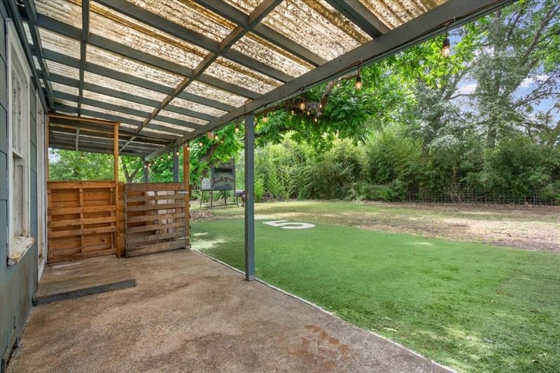 802 Avenue A, Valley Mills TX 76689 - Photo 27