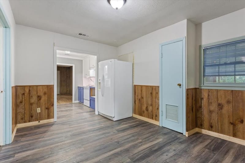 802 Avenue A, Valley Mills TX 76689 - Photo 15