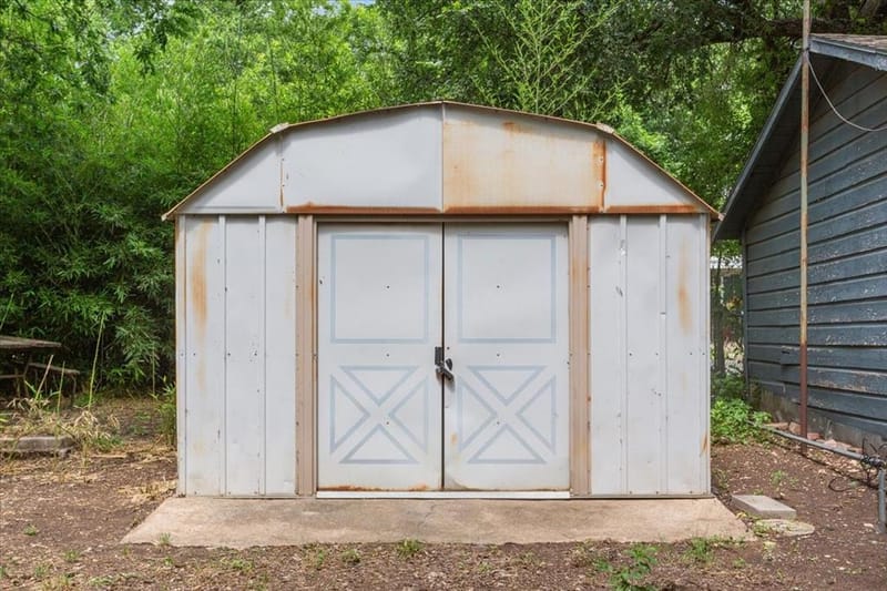 802 Avenue A, Valley Mills TX 76689 - Photo 29