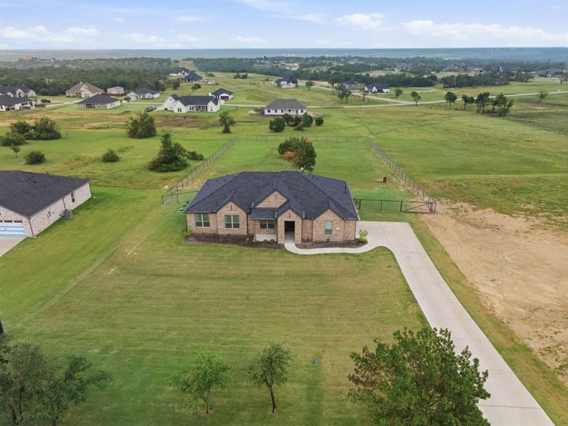 8800 Prather Road, Springtown TX 76082