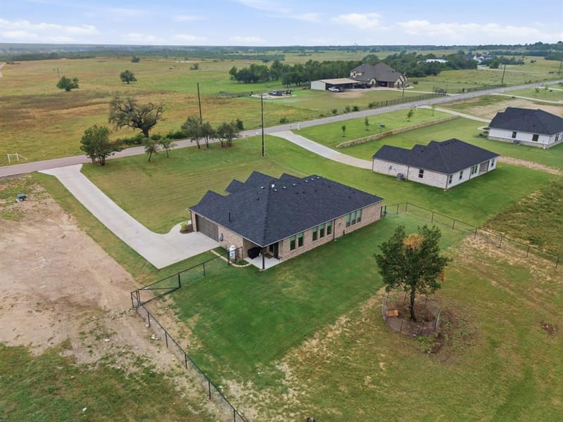 8800 Prather Road, Springtown TX 76082 - Photo 40