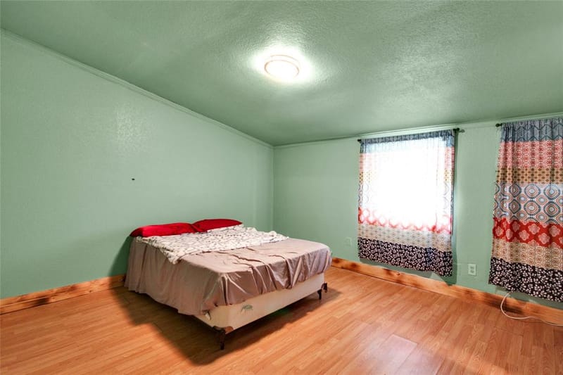 334 N Knox Street, Jacksboro TX 76458 - Photo 11