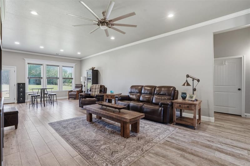 5007 Terlingua Drive, Granbury TX 76048 - Photo 10
