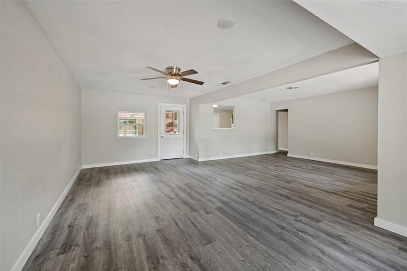 1305 W Lavender Lane, Arlington TX 76013 - Photo 6