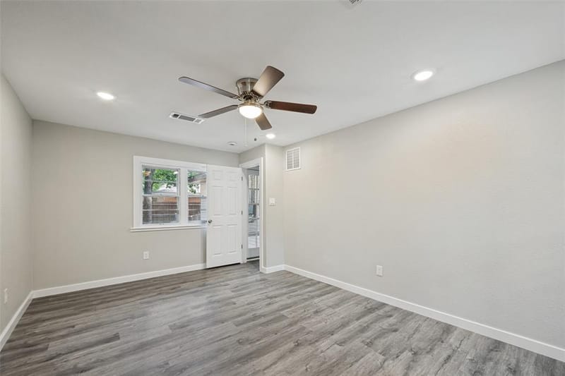 1305 W Lavender Lane, Arlington TX 76013 - Photo 17