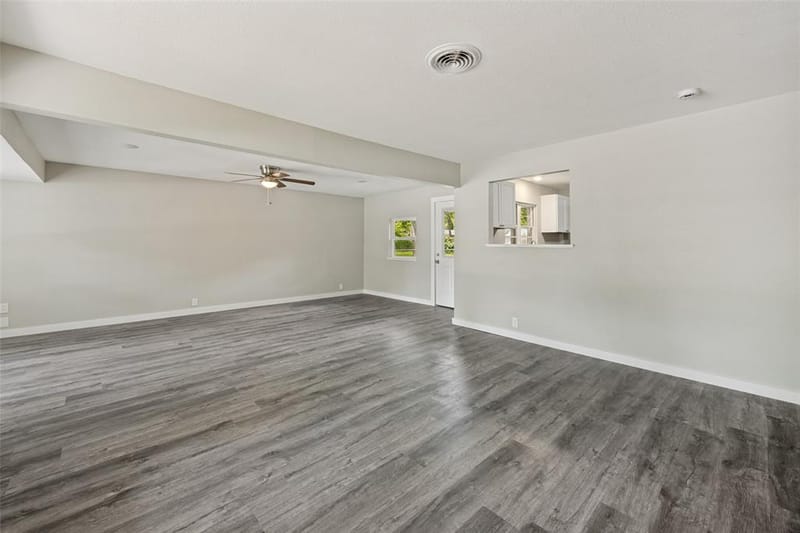 1305 W Lavender Lane, Arlington TX 76013 - Photo 5