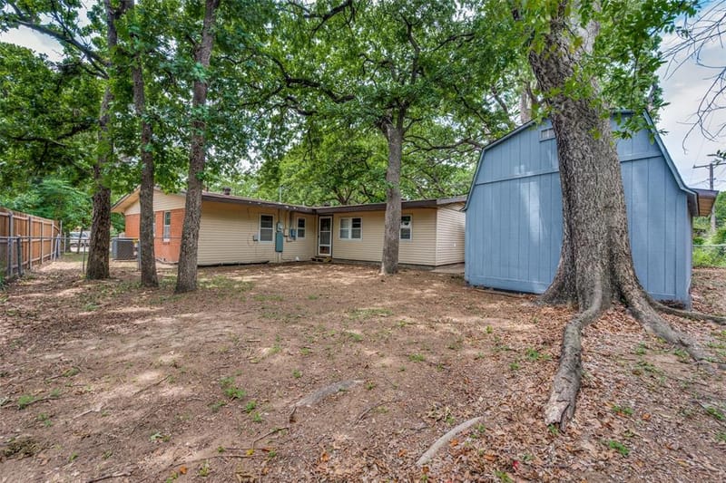 1305 W Lavender Lane, Arlington TX 76013 - Photo 24
