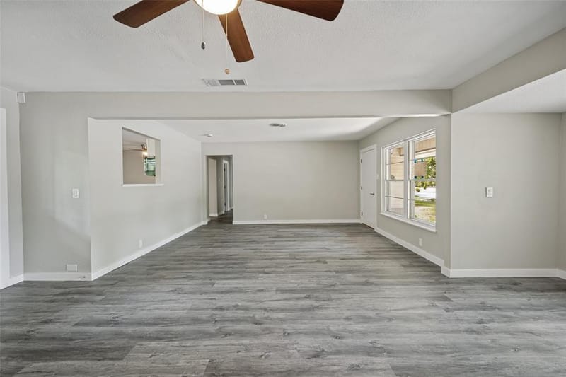 1305 W Lavender Lane, Arlington TX 76013 - Photo 8