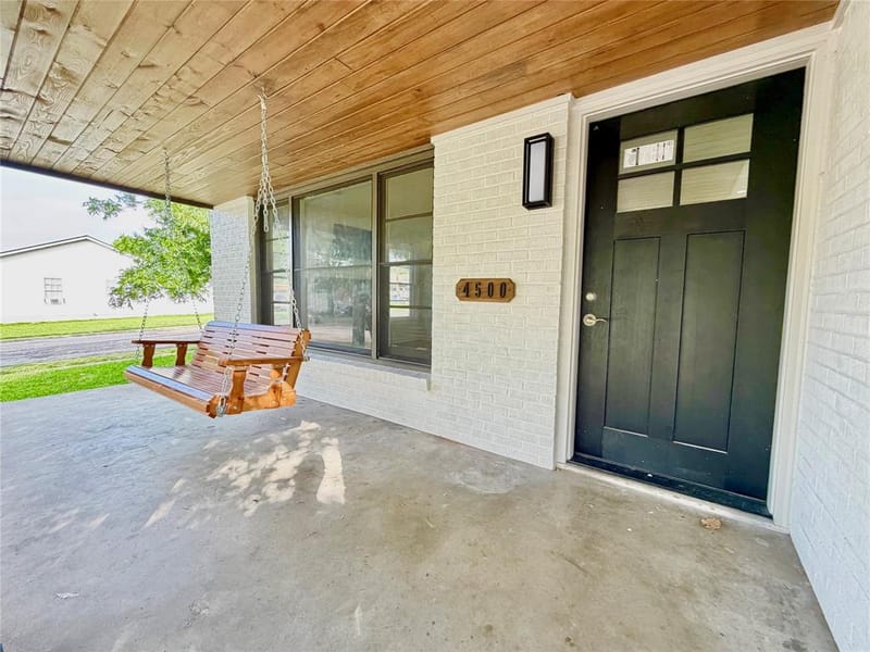 4500 Athens Avenue, Waco TX 76710 - Photo 5