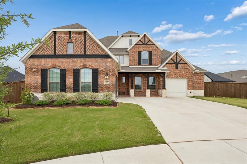 1800 Tall Grass Court, Mansfield TX 76063