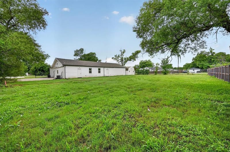 401 E Buffalo Street, Forney TX 75126 - Photo 22