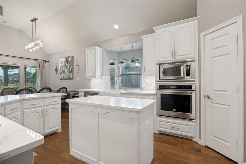 10413 Broadmoor Lane, Rowlett TX 75089 - Photo 9