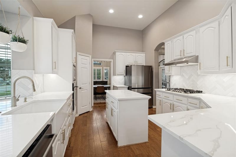 10413 Broadmoor Lane, Rowlett TX 75089 - Photo 11