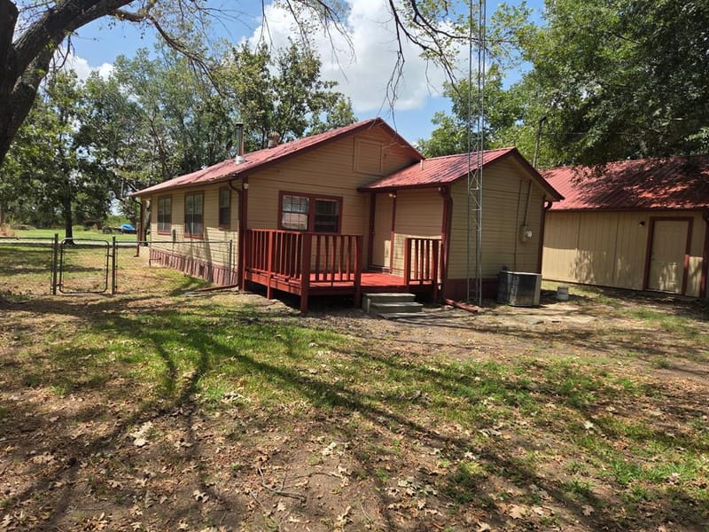 509 S Mill Street, Cumby TX 75433 - Photo 4