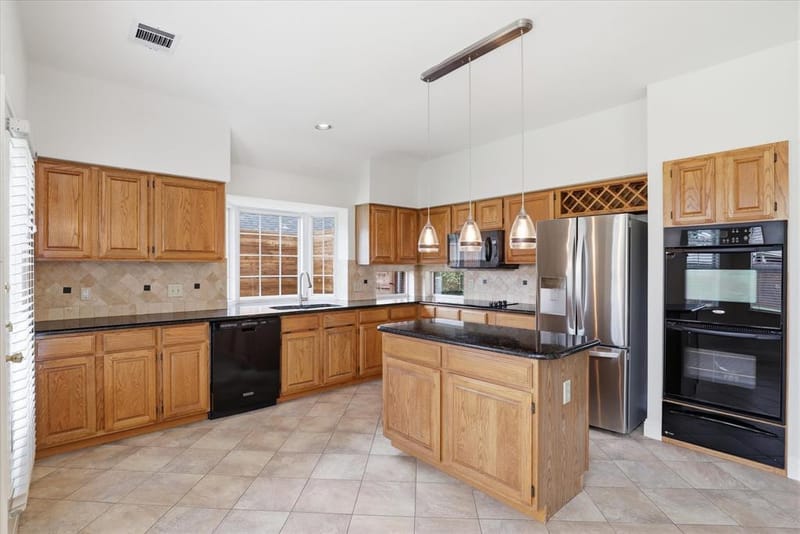 3713 Legendary Lane, Plano TX 75023 - Photo 4