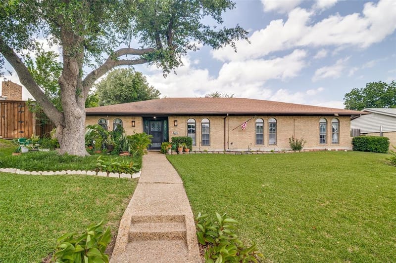 1217 Gardengate Circle, Garland TX 75043