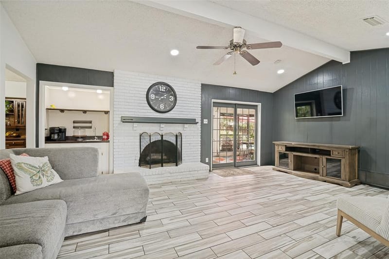 1217 Gardengate Circle, Garland TX 75043 - Photo 5