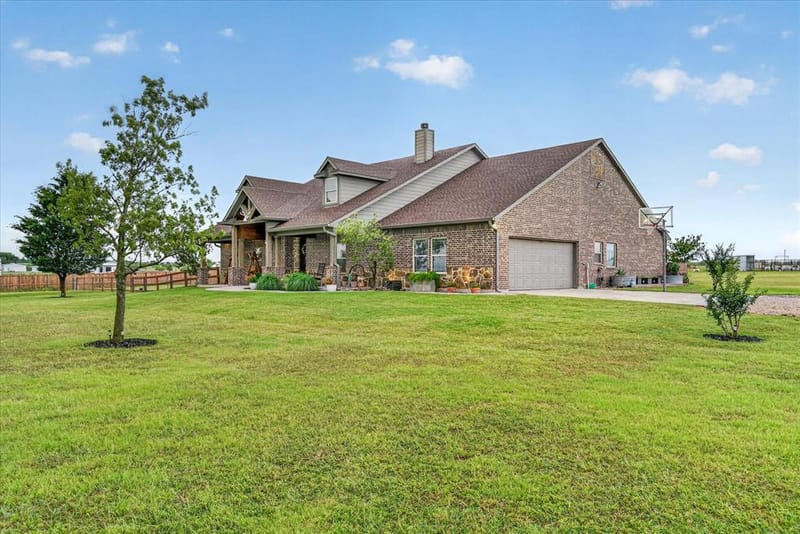19001 N County Line Road, Ponder TX 76259 - Photo 3