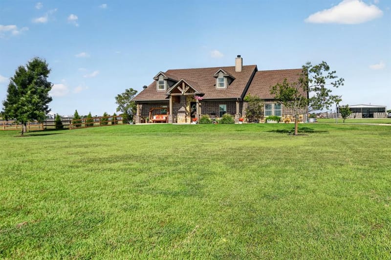 19001 N County Line Road, Ponder TX 76259 - Photo 4
