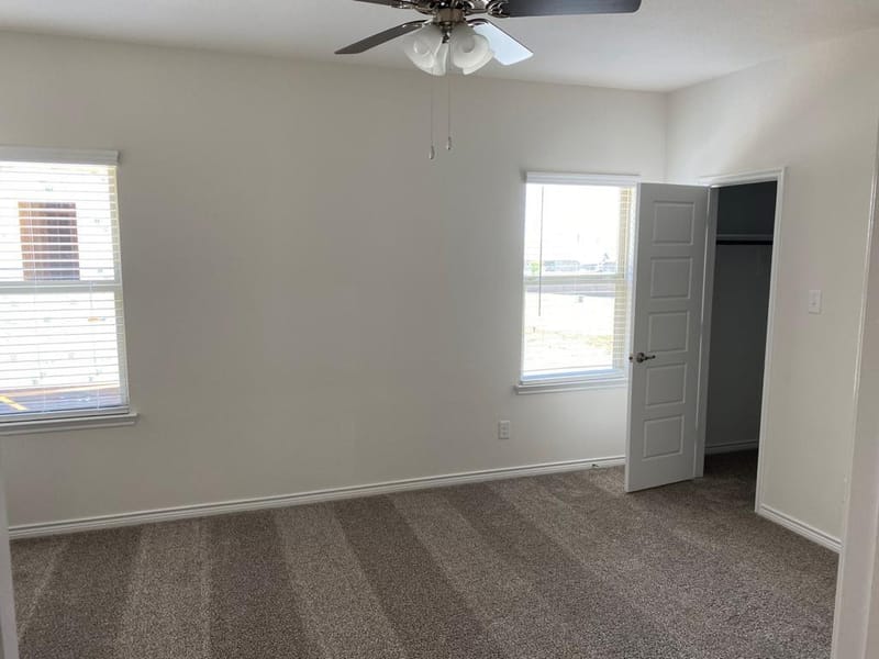2402 Siskiyou Street, Lewisville TX 75056 - Photo 11