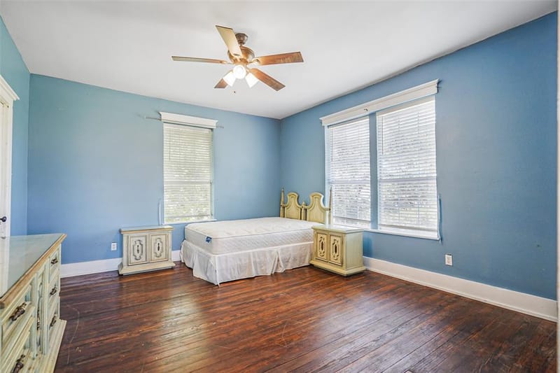 1001 S Travis Street, Sherman TX 75090 - Photo 23