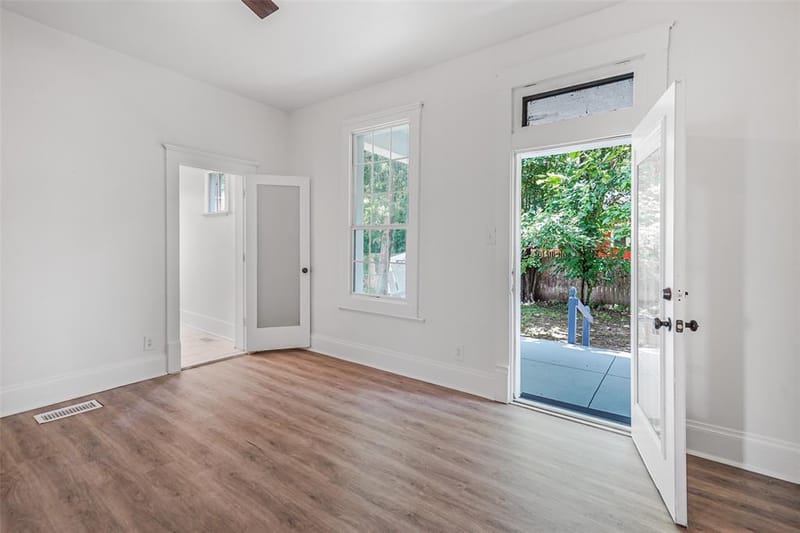 1001 S Travis Street, Sherman TX 75090 - Photo 16