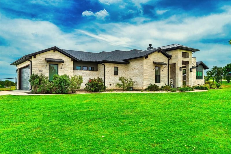 1024 Henry Way, Springtown TX 76082 - Photo 27