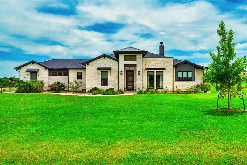 1024 Henry Way, Springtown TX 76082 - Photo 3