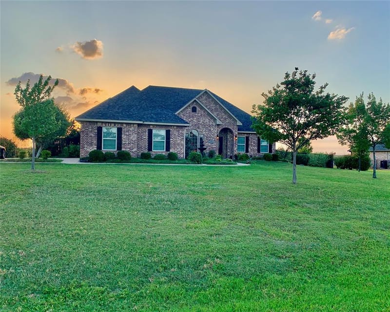 1243 Chartres, Oak Ridge TX 75142 - Photo 4