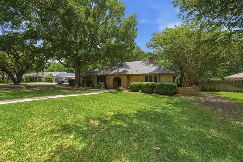 12008 SADDLEHORN Lane, Mansfield TX 76063 - Photo 3