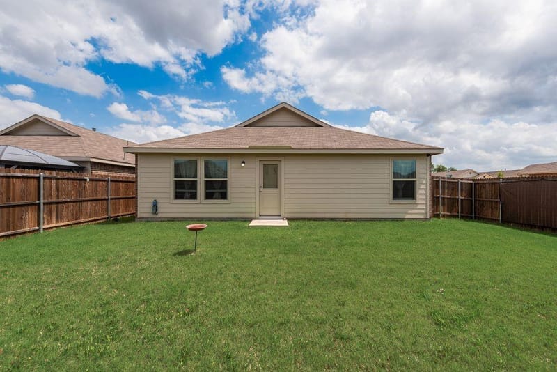 712 Odlozil Lane, Ennis TX 75119 - Photo 21