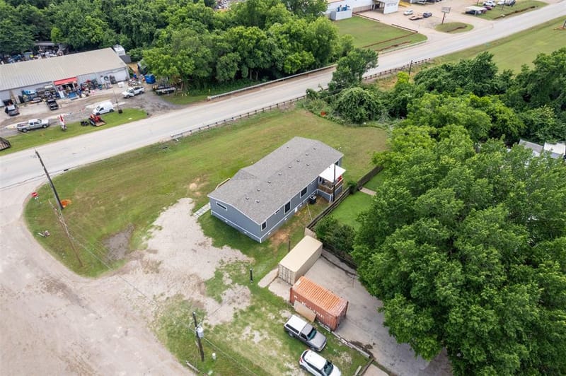 101 Syble Jean Drive, Burleson TX 76028 - Photo 20