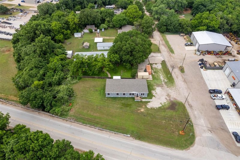 101 Syble Jean Drive, Burleson TX 76028 - Photo 18
