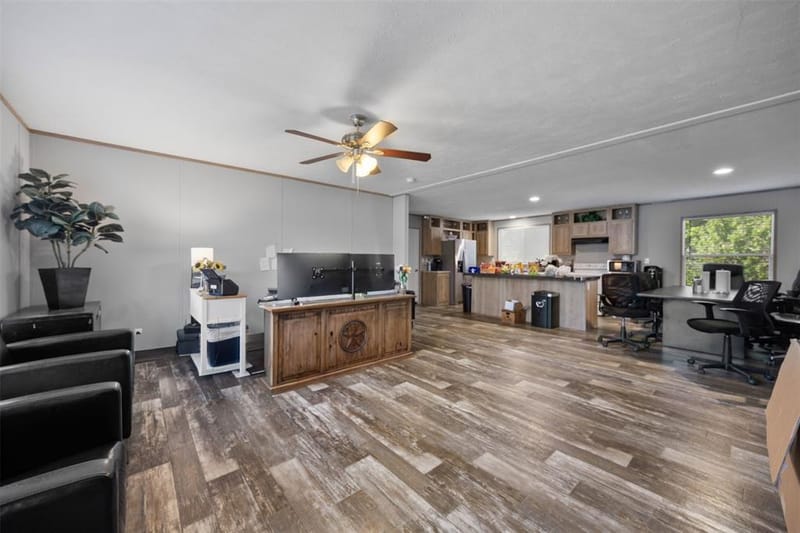 101 Syble Jean Drive, Burleson TX 76028 - Photo 4