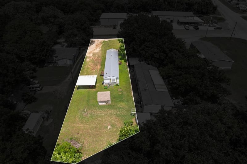 105 Syble Jean Drive, Burleson TX 76028 - Photo 12