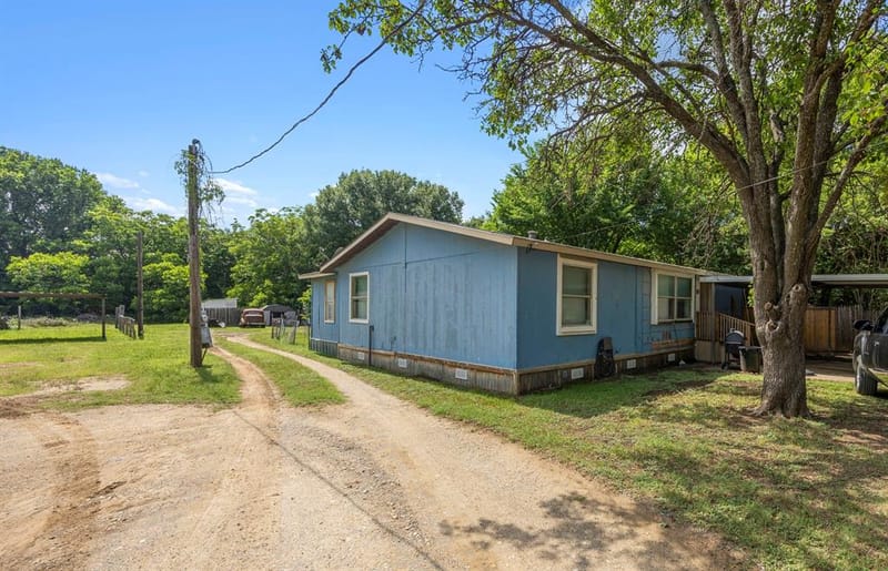 107 Syble Jean Drive # B, Burleson TX 76028 - Photo 3