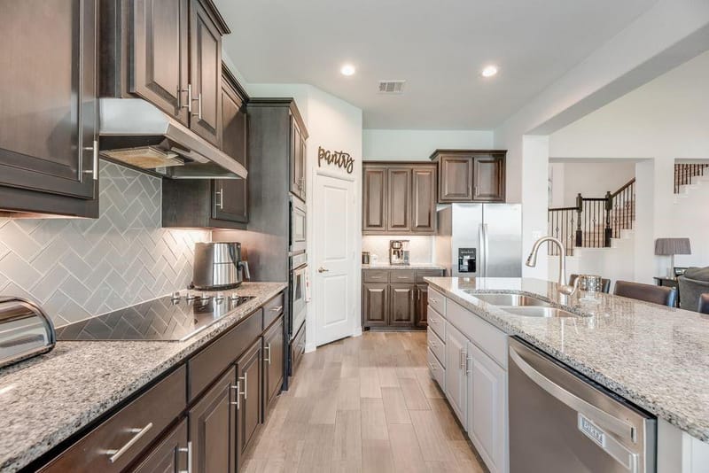 7807 Links Drive, Arlington TX 76001 - Photo 13