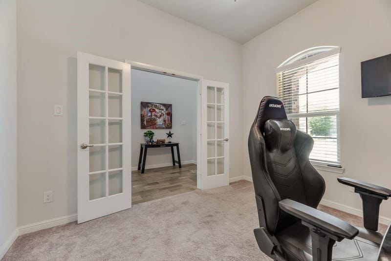 7807 Links Drive, Arlington TX 76001 - Photo 16