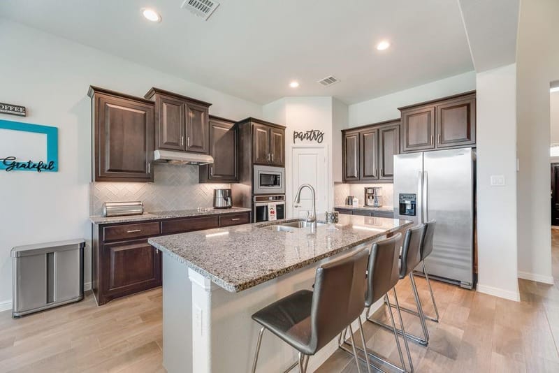 7807 Links Drive, Arlington TX 76001 - Photo 12