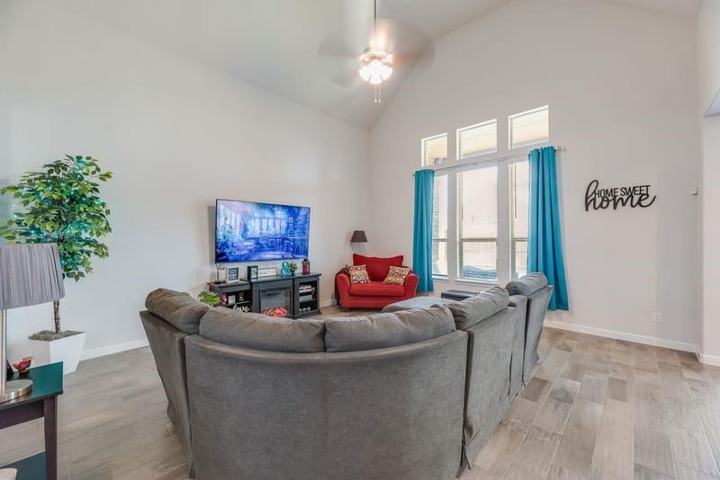 7807 Links Drive, Arlington TX 76001 - Photo 5