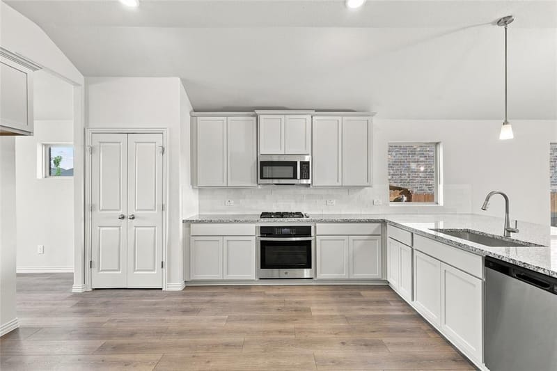 1122 Rothland Court, Red Oak TX 75154 - Photo 4