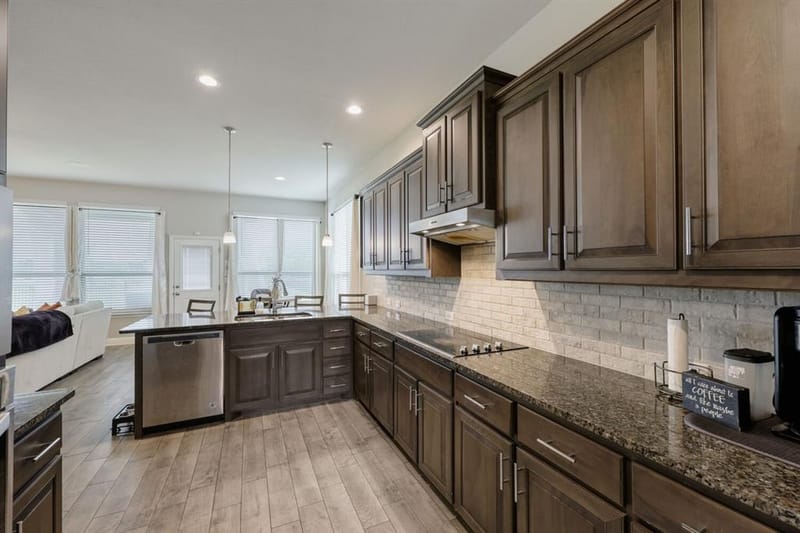 422 Milligan Drive, Midlothian TX 76065 - Photo 10