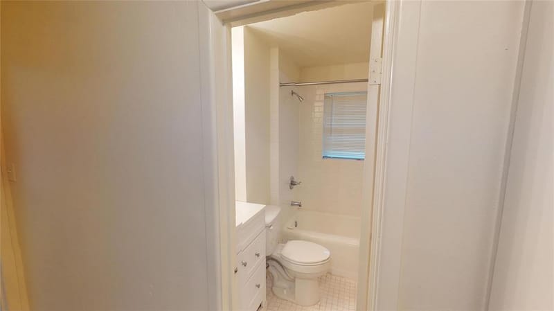 1705 Crescent Street, Denton TX 76201 - Photo 7
