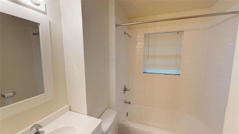 1705 Crescent Street, Denton TX 76201 - Photo 5